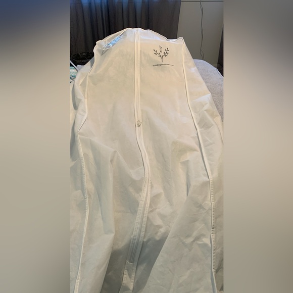 Calla Blanche L’amour Designer Wedding Gown Size 10 - Picture 13 of 16